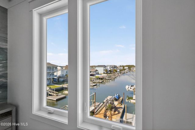 458 Ocean Boulevard W, Supply, NC 28462