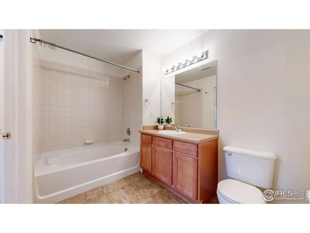 902 Lucca Dr, Evans, CO 80620