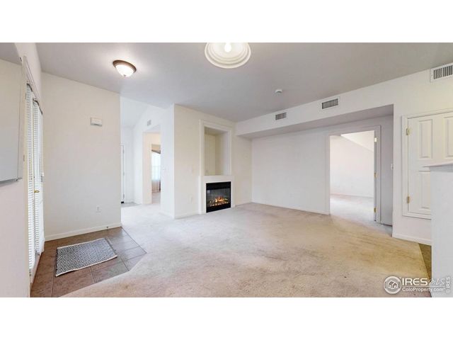 902 Lucca Dr, Evans, CO 80620