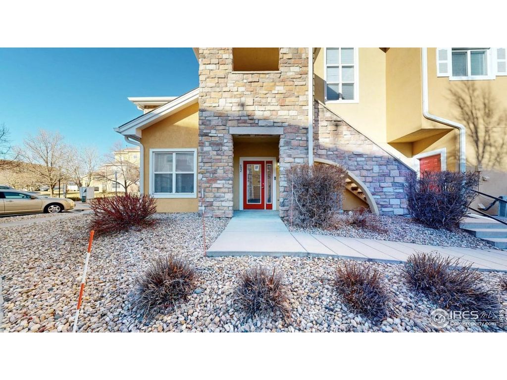 902 Lucca Dr, Evans, CO 80620