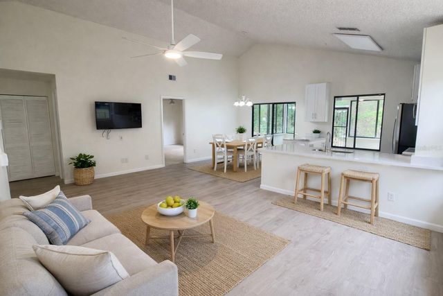 114 SPREADING OAK COURT, Sanford, FL 32773