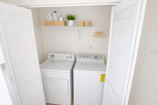 114 SPREADING OAK COURT, Sanford, FL 32773