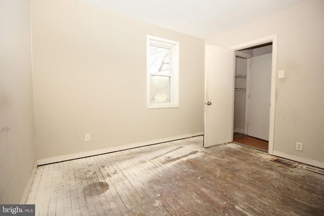 202 CHESTNUT AVE, West Berlin, NJ 08091