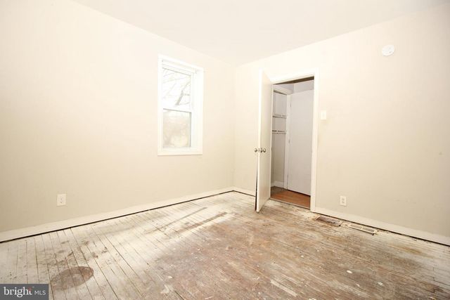 202 CHESTNUT AVE, West Berlin, NJ 08091