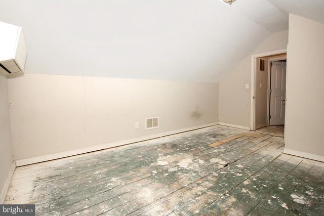 202 CHESTNUT AVE, West Berlin, NJ 08091