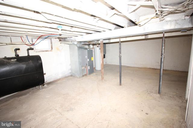 202 CHESTNUT AVE, West Berlin, NJ 08091