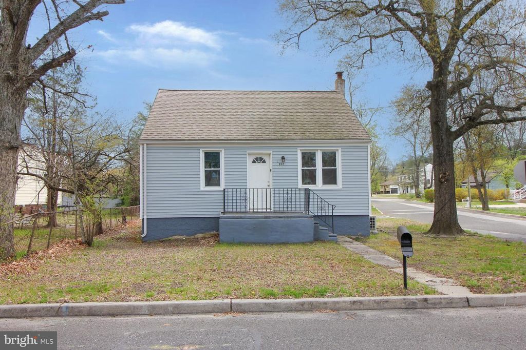 202 CHESTNUT AVE, West Berlin, NJ 08091