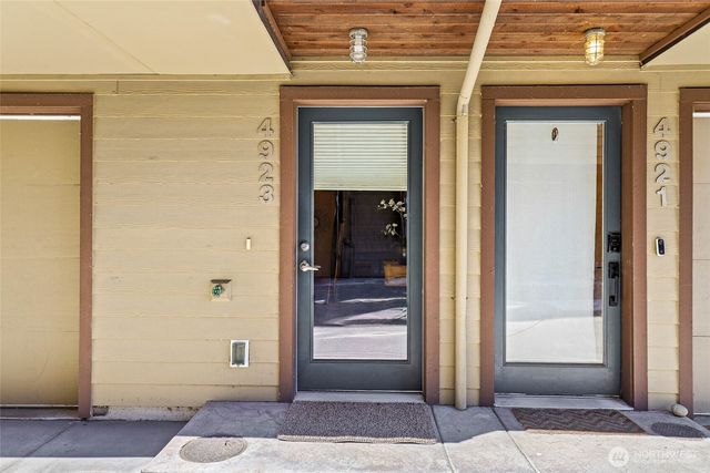 4923 39th Avenue S, Seattle, WA 98118