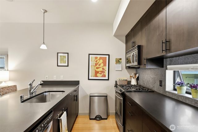 4923 39th Avenue S, Seattle, WA 98118