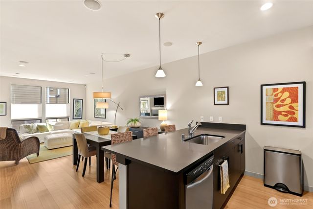 4923 39th Avenue S, Seattle, WA 98118