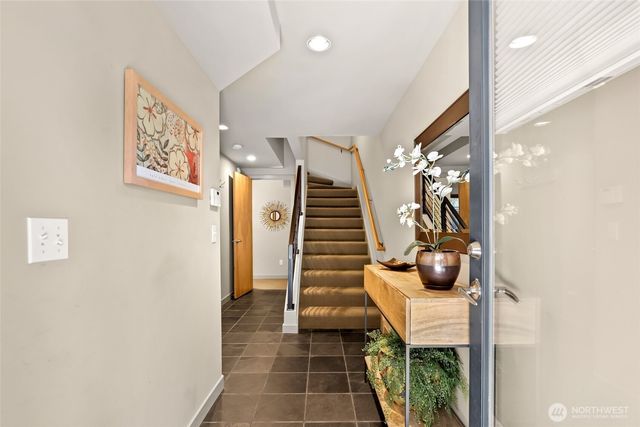 4923 39th Avenue S, Seattle, WA 98118