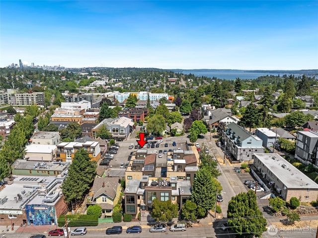 4923 39th Avenue S, Seattle, WA 98118