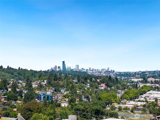 4923 39th Avenue S, Seattle, WA 98118