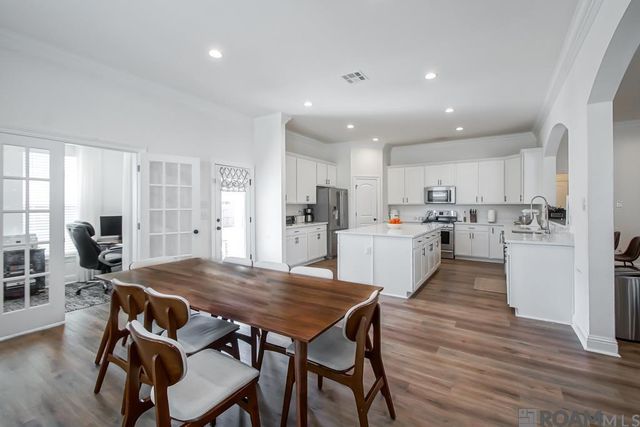 8922 Dalwood Dr, Denham Springs, LA 70726