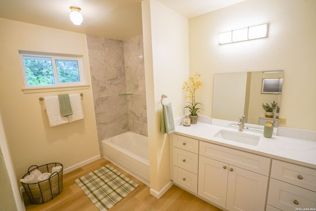 1123 Nancy Beth, Kerrville, TX 78028