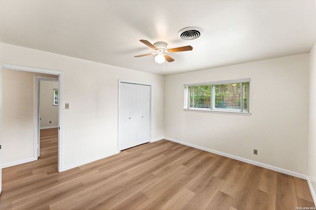1123 Nancy Beth, Kerrville, TX 78028