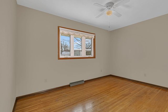 2104 3rd Street N, Saint Cloud, MN 56303