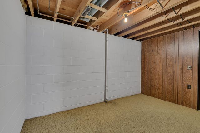 2104 3rd Street N, Saint Cloud, MN 56303