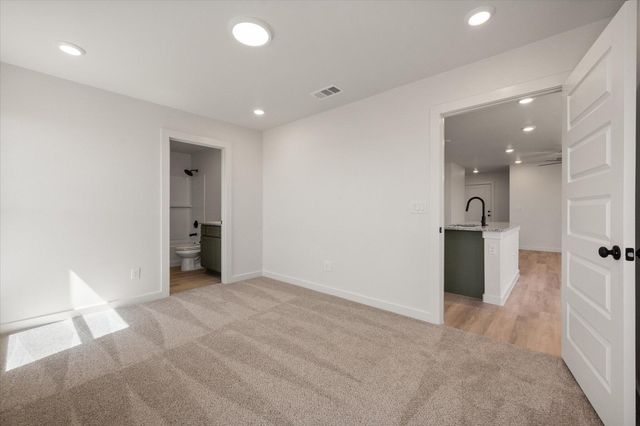 517 E 24th Street, Wolfforth, TX 79382