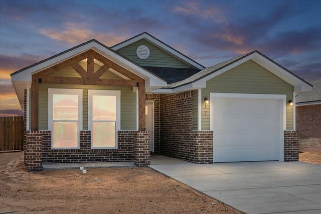517 E 24th Street, Wolfforth, TX 79382