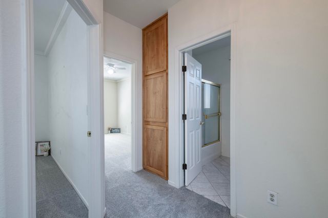 2738 W Ceres Court, Visalia, CA 93291