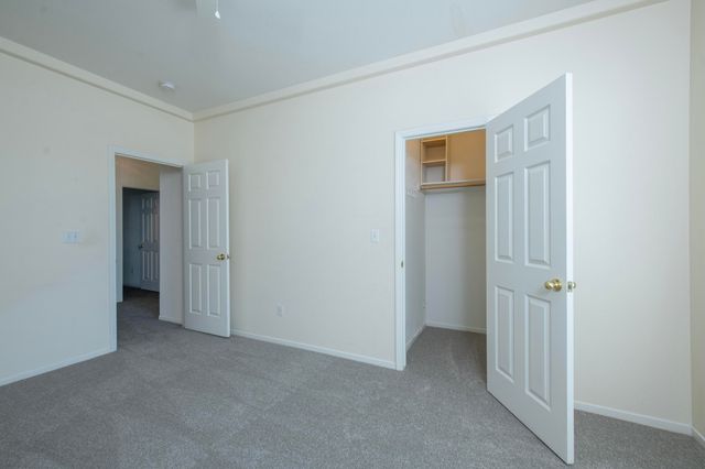 2738 W Ceres Court, Visalia, CA 93291