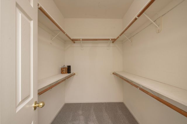 2738 W Ceres Court, Visalia, CA 93291