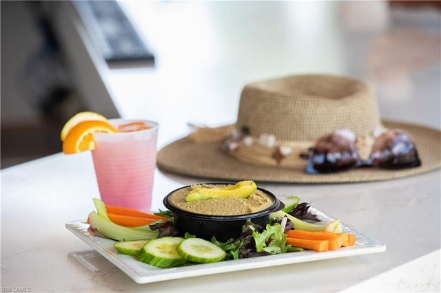 1214 Sweetwater LN # 2306, Naples, FL 34110