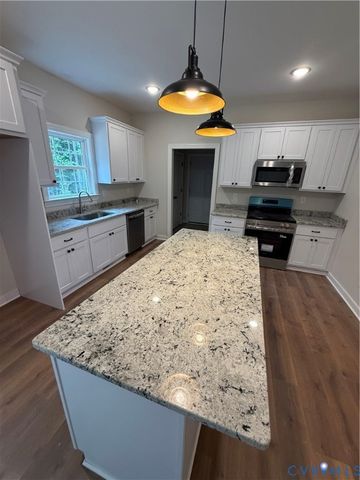 20545 Braxton Rd, Barhamsville, VA 23011