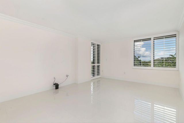 2450 Presidential Way 505, West Palm Beach, FL 33401