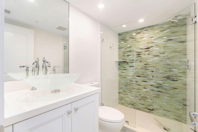 2450 Presidential Way 505, West Palm Beach, FL 33401