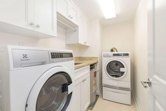 2450 Presidential Way 505, West Palm Beach, FL 33401