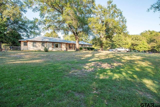 8212 Highway 80, Grand Saline, TX 75140