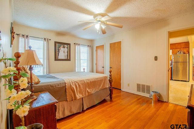 8212 Highway 80, Grand Saline, TX 75140