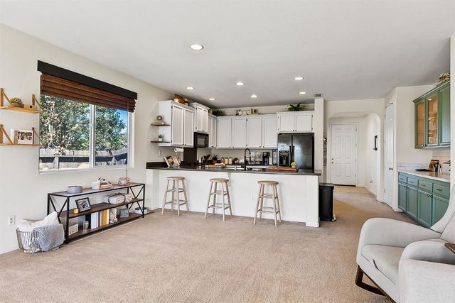 1170 Broken Spur Way, Plumas Lake, CA 95961