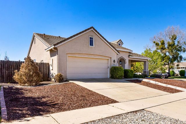 1170 Broken Spur Way, Plumas Lake, CA 95961