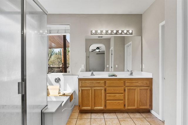 1170 Broken Spur Way, Plumas Lake, CA 95961