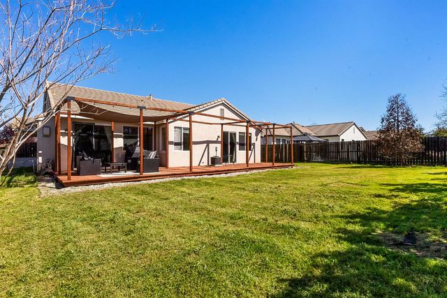 1170 Broken Spur Way, Plumas Lake, CA 95961