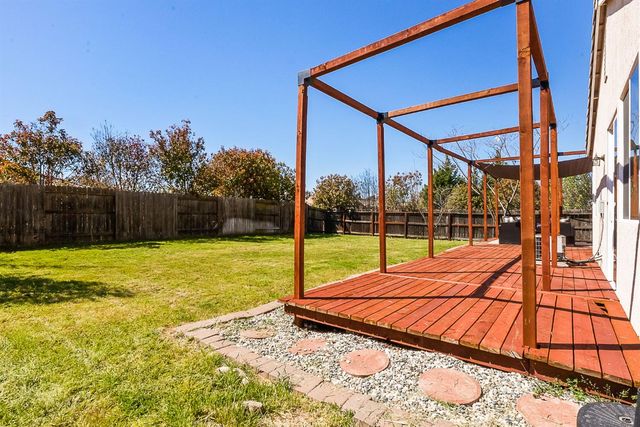 1170 Broken Spur Way, Plumas Lake, CA 95961