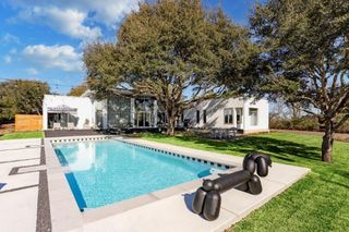 3141 W Ueckert Road, Bellville, TX 77418