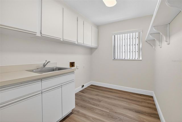 1741 SHADY LEAF DRIVE, Valrico, FL 33596