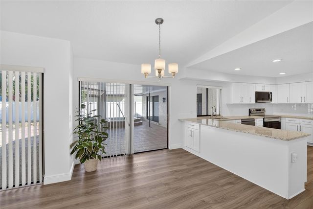 1741 SHADY LEAF DRIVE, Valrico, FL 33596