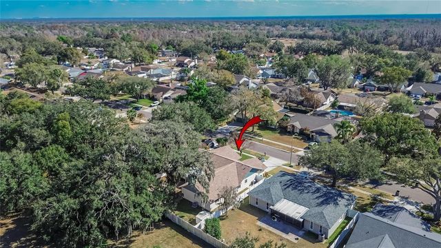 1741 SHADY LEAF DRIVE, Valrico, FL 33596