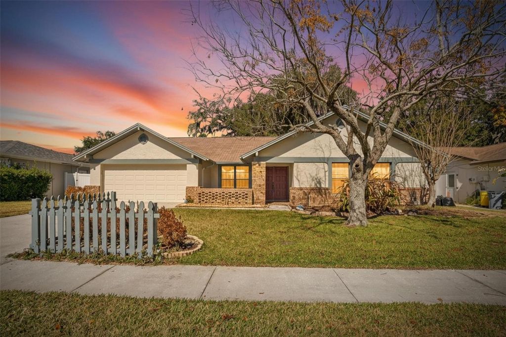 1741 SHADY LEAF DRIVE, Valrico, FL 33596