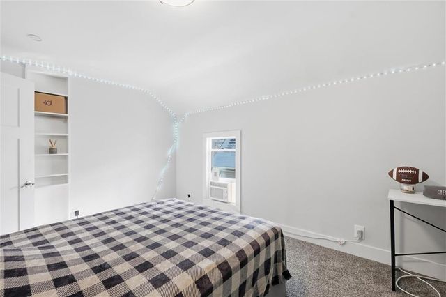 930 W 7th Street, Leavenworth, KS 66048