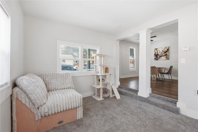 930 W 7th Street, Leavenworth, KS 66048