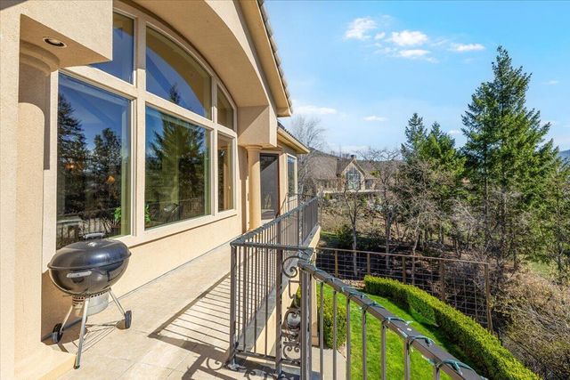 4506 Pinnacle Drive, Medford, OR 97504