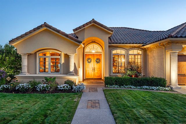 4506 Pinnacle Drive, Medford, OR 97504