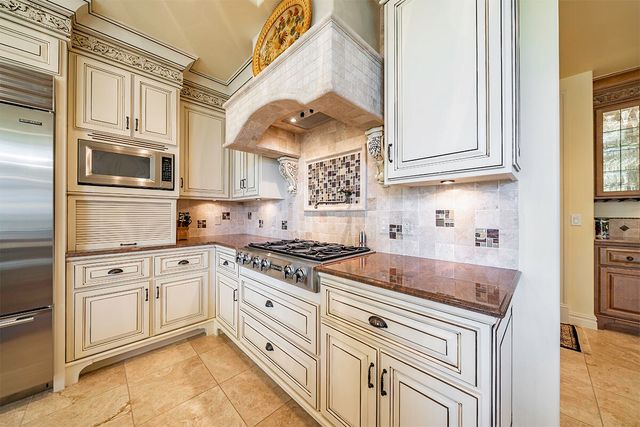 4506 Pinnacle Drive, Medford, OR 97504