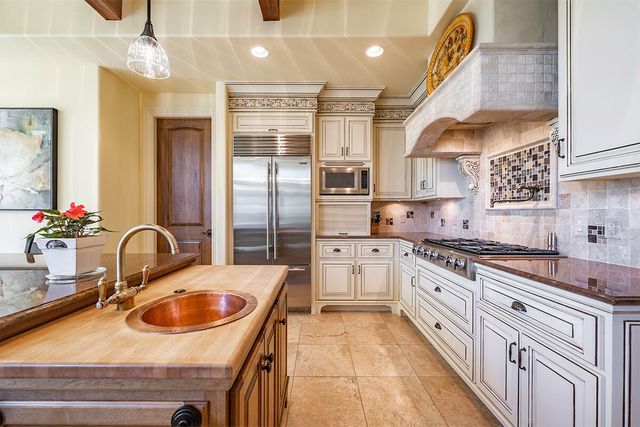 4506 Pinnacle Drive, Medford, OR 97504